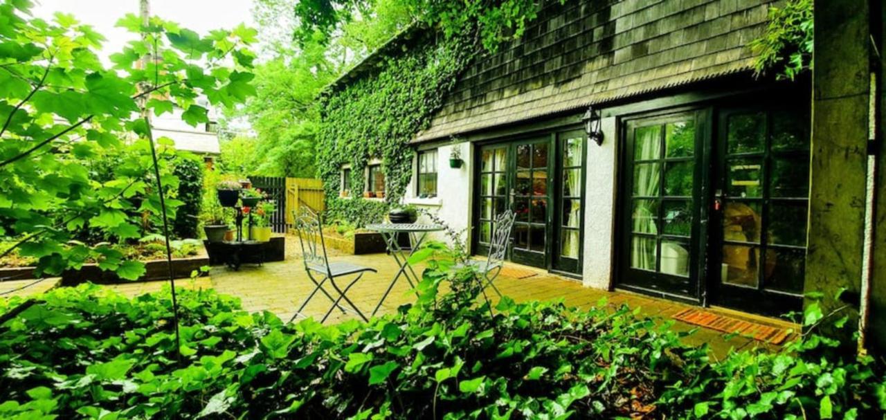 Charming Victorian Coach House Villa Jordanstown Exterior foto